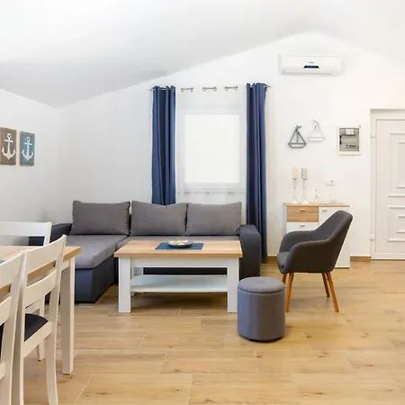 Vrdoljak Apartment *