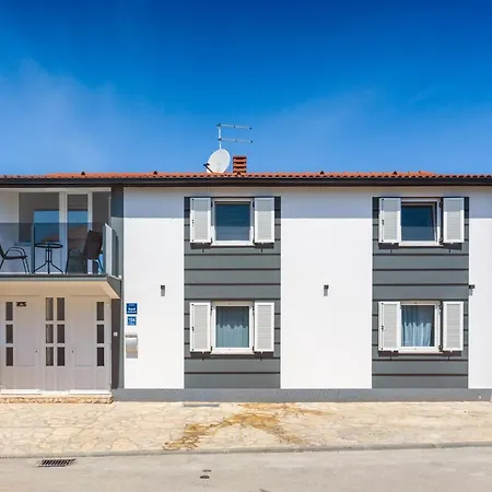 Apartment Vrdoljak
