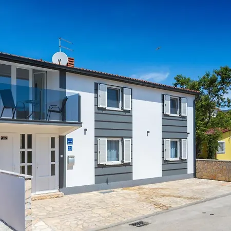Apartment Vrdoljak *